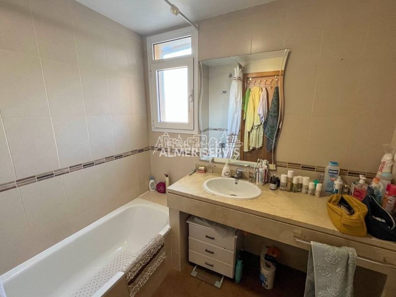 Foto dff8d424-9fd9-4789-8a6e-cf5d0151c76b. Casa amb aparcament piscina a La Envía Vícar