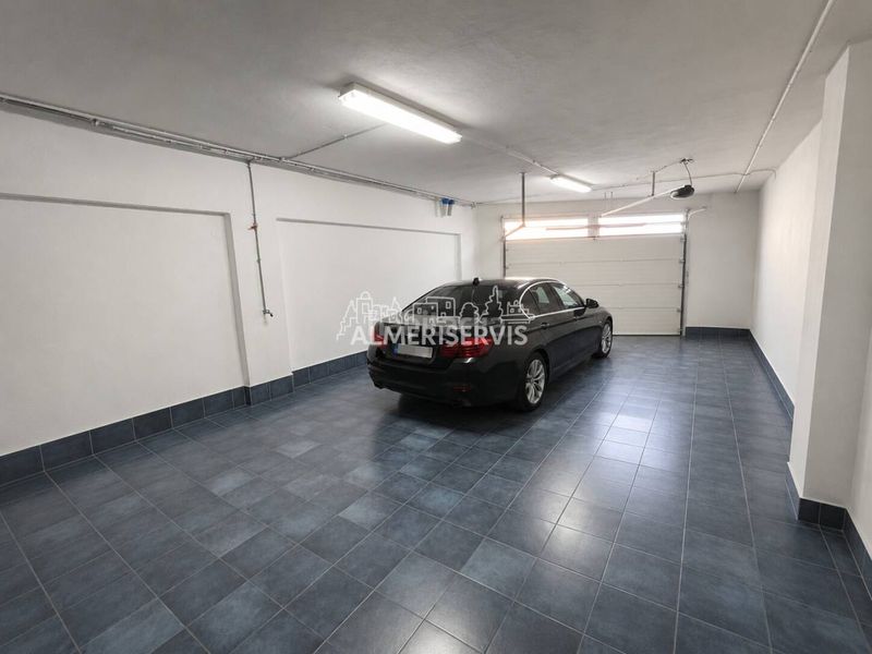 Foto fc0cb5be-e4af-4618-aa29-6d358e4f3767. Casa amb aparcament piscina a La Envía Vícar