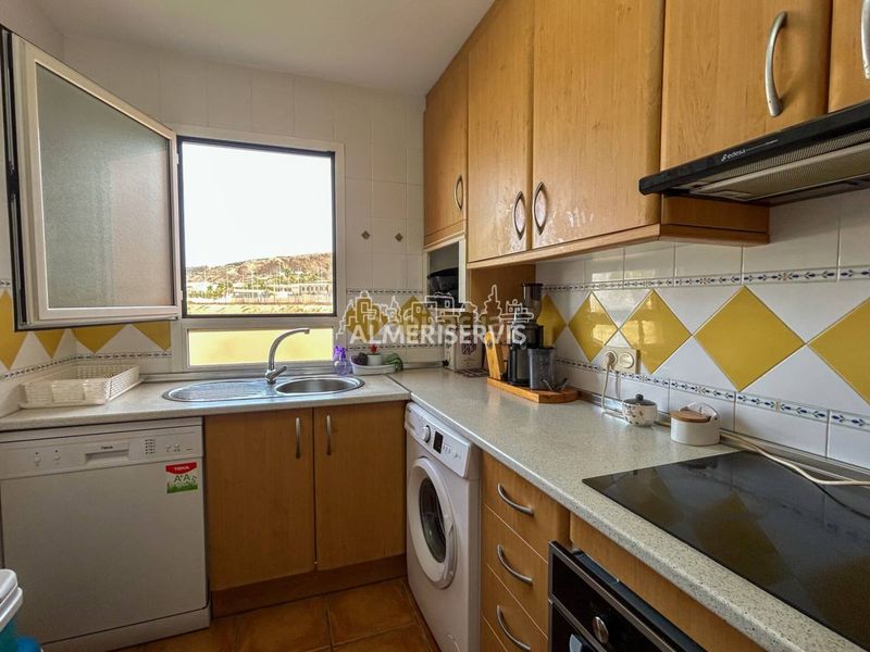 Foto 164b5927-564f-4b4b-9b72-7d0e2dc3cd2b. Rent flat with parking pool in Almerimar Ejido (El)