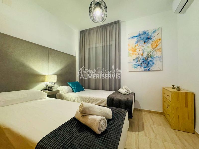 Foto 0a1ed5b2-770a-4e79-83d0-a2dc7f28047f. Appartamento con parcheggio piscina in Almerimar Ejido (El)