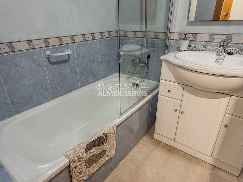 Foto 2030f494-8a61-4b69-aecc-3ea041dad8f1. Piso  de 2 dormitorios en laguna beach en Almerimar Ejido (El)