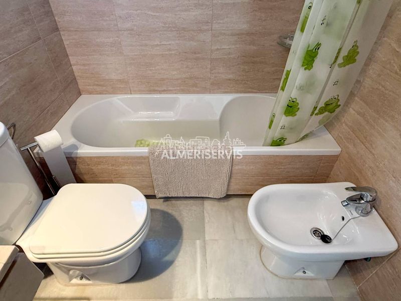 Foto e64126f0-5f8d-431b-9947-177601ad82e7. Pis amb aparcament piscina a Almerimar Ejido (El)