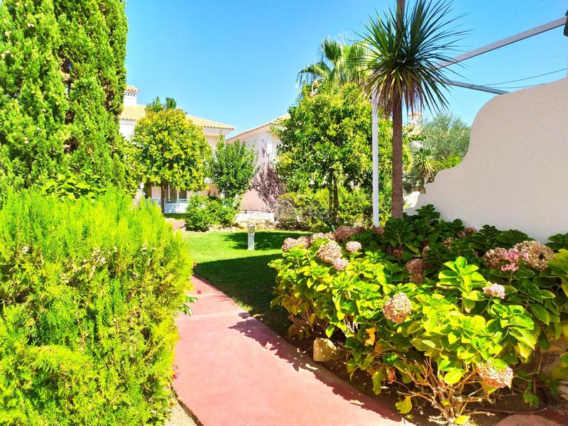 Foto 00a15851-7a4a-458e-b815-588867cf8294. Location maison jumelée avec chauffage parking dans El Portil