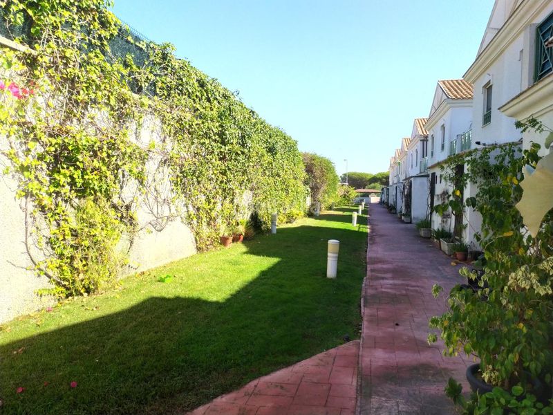 Foto 419d2286-fa7c-4258-a067-ee40168420cd. Location maison jumelée avec chauffage parking dans El Portil