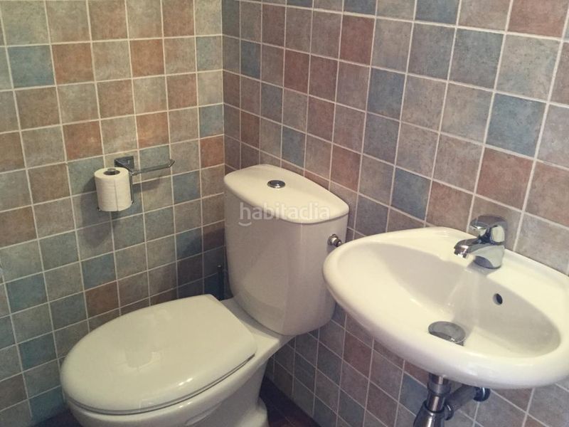 Foto 65db76c6-85d5-4e3a-afef-49ff91f6fe29. Location maison jumelée avec chauffage parking dans El Portil