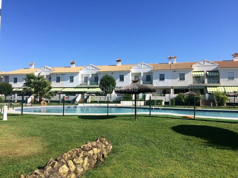 Foto a54629fe-d5c3-451a-89f1-b3b935f99f9d. Location maison jumelée avec chauffage parking dans El Portil