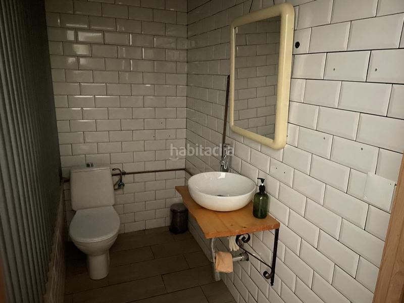 Foto c6a6ac68-a80a-482b-8576-a0c690b89a1f. Alquiler local comercial en El Portil