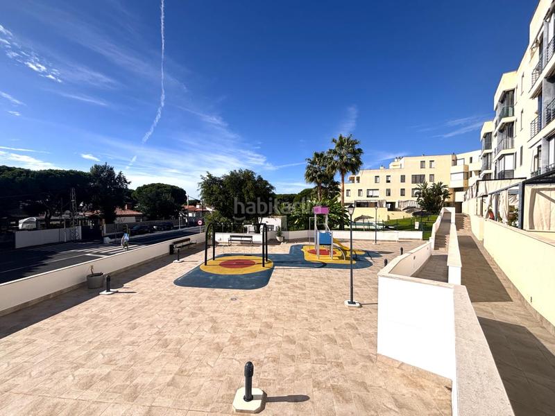 Foto 5124b8e2-8571-4217-94e7-9856fd0e5ce4. Rent flat with pool in El Rompido