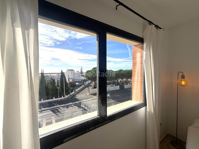 Foto 99f85545-3db9-4b34-b354-b00cdffb8687. Rent flat with pool in El Rompido