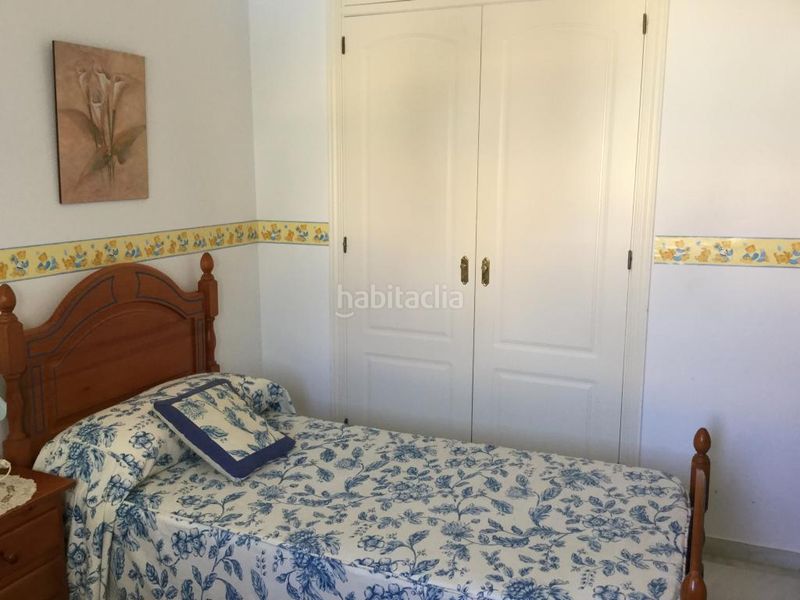 Foto eabaebf1-d9ee-46fc-99de-0b9a9171a750. Location maison jumelée avec parking dans El Portil