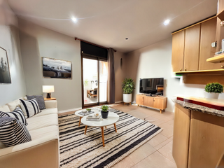 Flat  San sebastia. Piso estudio en valls con garaje