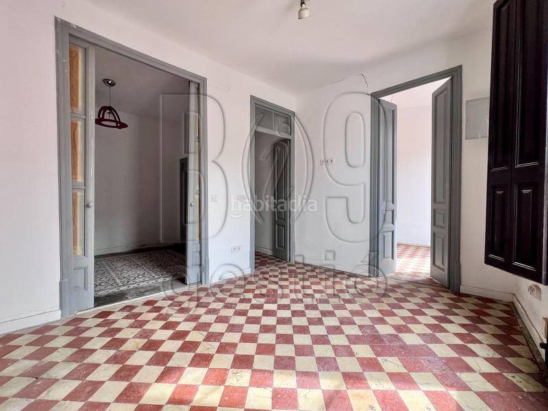 Foto 6fe42e66-b301-4c55-ab88-b64814700b1a. Piso  céntrico en edificio catalogado en Centre Reus