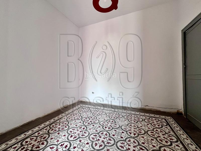 Foto 9b0567b4-c310-4b7f-a33d-1d7e09722476. Piso  céntrico en edificio catalogado en Centre Reus