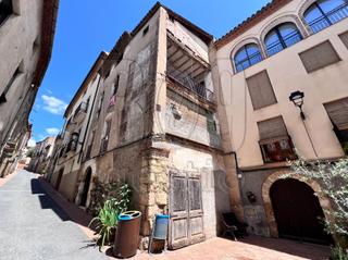 Masia  Carrer major. Casa de pueblo por reformar en poboleda, el priorat