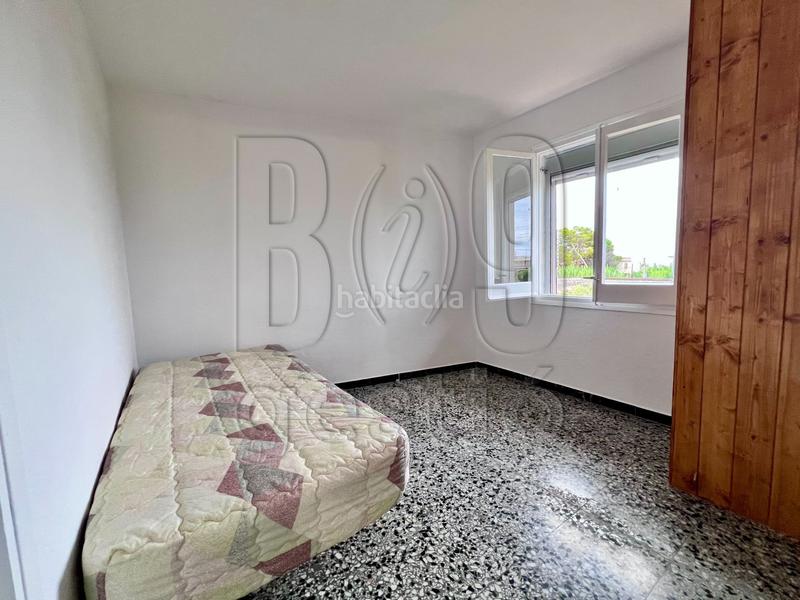 Foto bf8e349a-7caf-42e2-960f-7ab366052c3d. Alquiler piso oportunidad alquiler en este apartamento con vistas al mar en playa larga en Tarragona