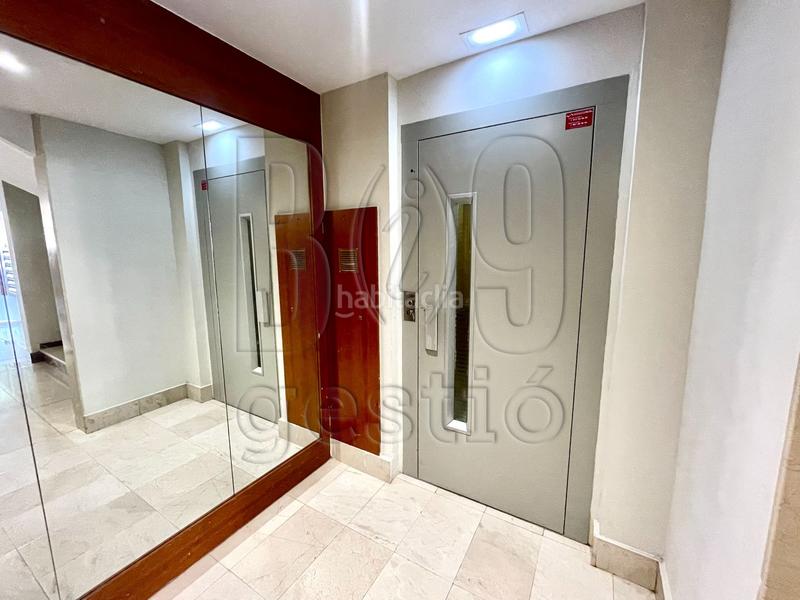 Foto 03ba0787-4dd5-4a05-acbf-1a0607dfa99d. Rent office space in rambla nova 76 in Eixample Tarragona