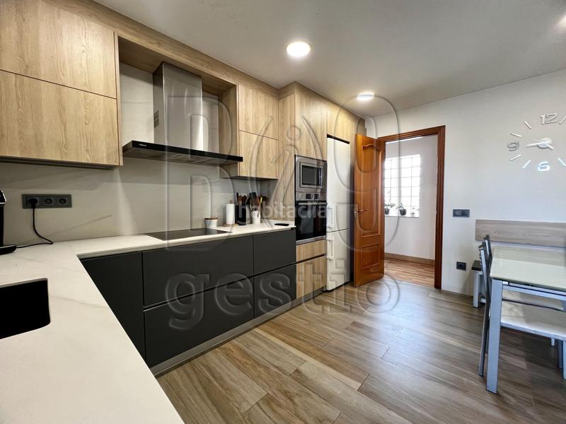 Foto 655d1763-0f22-4470-b78c-785410489cfa. Casa  unifamiliar con piscina e instalación de placas solares en pins manous el catllar en Catllar (El)