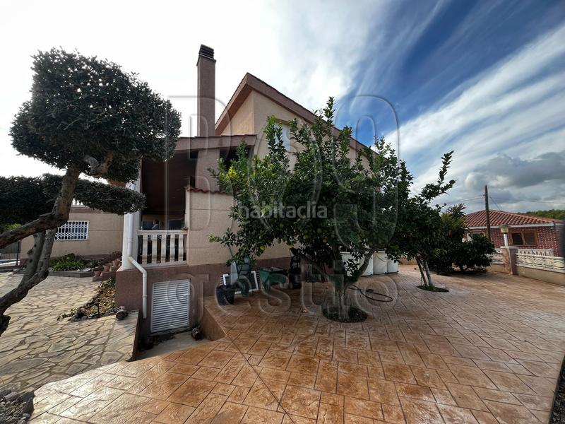 Foto 6883d662-0a15-4cd7-baed-d99e7f10308f. Casa  unifamiliar con piscina e instalación de placas solares en pins manous el catllar en Catllar (El)