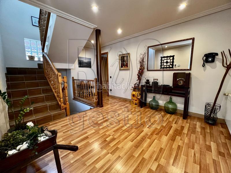 Foto 78e5ab29-a5b7-4ad5-9cf4-0615dc2b2470. Casa  unifamiliar con piscina e instalación de placas solares en pins manous el catllar en Catllar (El)