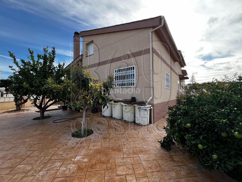 Foto ef11902c-30ac-4fe4-923e-17335cb57102. Casa  unifamiliar con piscina e instalación de placas solares en pins manous el catllar en Catllar (El)