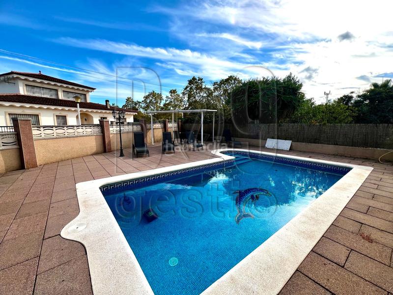 Foto f33da5ce-b32f-4c6b-bc73-4684c6fc6346. Casa  unifamiliar con piscina e instalación de placas solares en pins manous el catllar en Catllar (El)