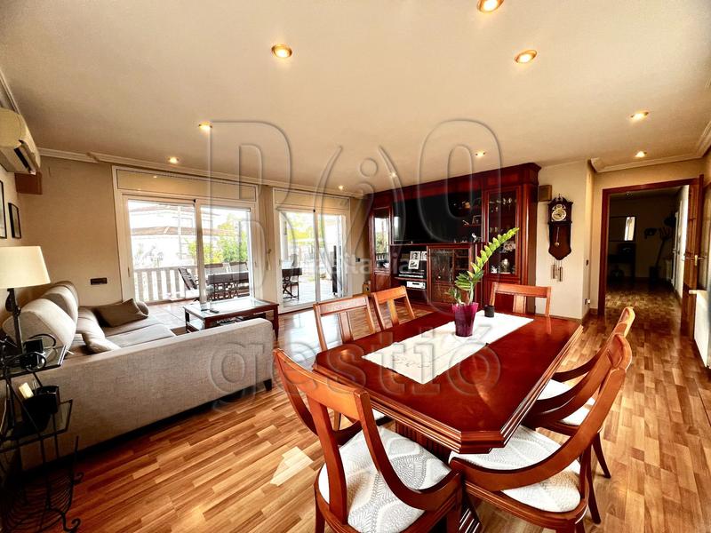 Foto fefad47f-f52d-4ec0-a2a0-cdc6a22e779a. Casa  unifamiliar con piscina e instalación de placas solares en pins manous el catllar en Catllar (El)