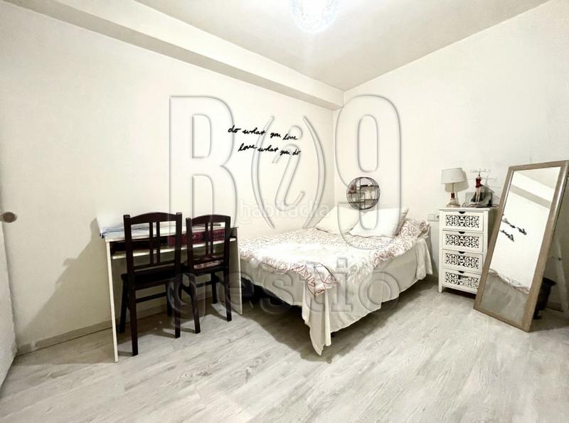 Foto 13ecf23e-a64f-4968-99d7-cff1ecb36864. Piso  reformado en calle apodaca . en Barris Marítims Tarragona