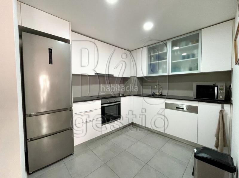 Foto 28245239-227b-4c28-9bd2-c68663774e0d. Piso  reformado en calle apodaca . en Barris Marítims Tarragona