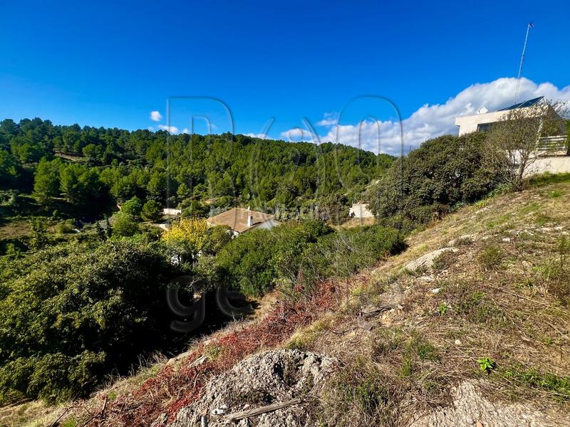 Foto 24444ef9-b6c1-43ec-8306-4c8dfea649b4. Terreno residenziale in Almoster