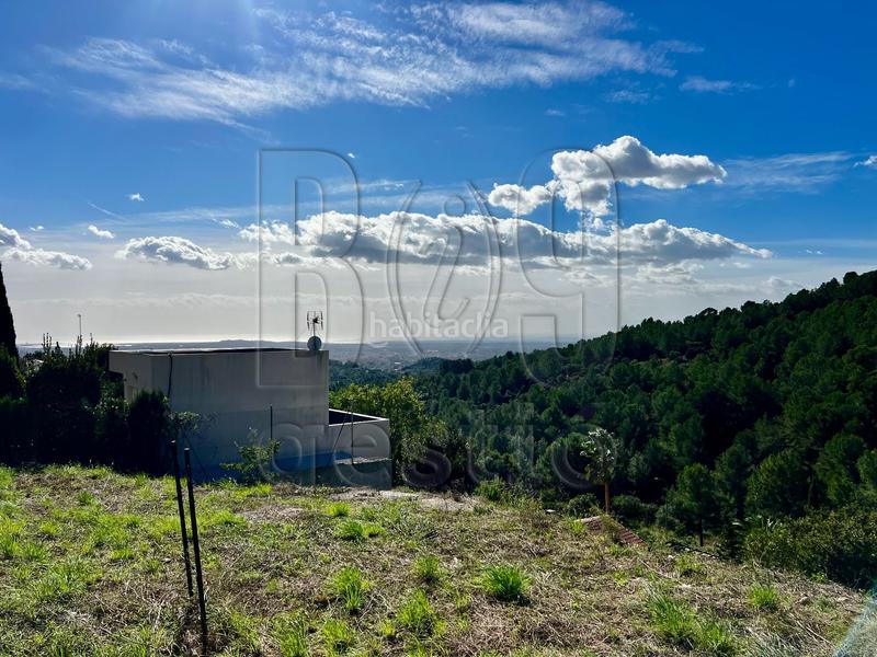 Foto 6f7f3867-ca33-41ec-96a8-ef9128a7ec43. Terreno residenziale in Almoster