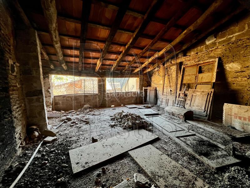 Foto f93f6fb6-9ed4-434e-9cb9-26d80155b055. Bauernhof in Poboleda