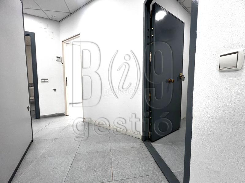 Foto 941dc729-6d2b-4fe4-8133-6bf0347f174f. Alquiler oficina  premium en alquiler ubicación estratégica c. unión rambla novaestación en Tarragona