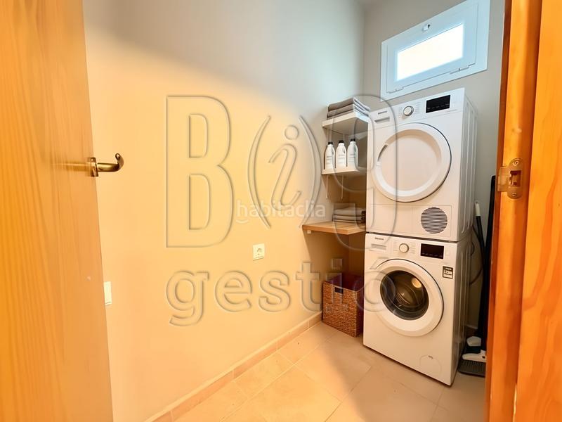 Foto 8db7de22-9f59-49c0-8b88-50504a864c09. Dúplex amb calefacció a Altafulla