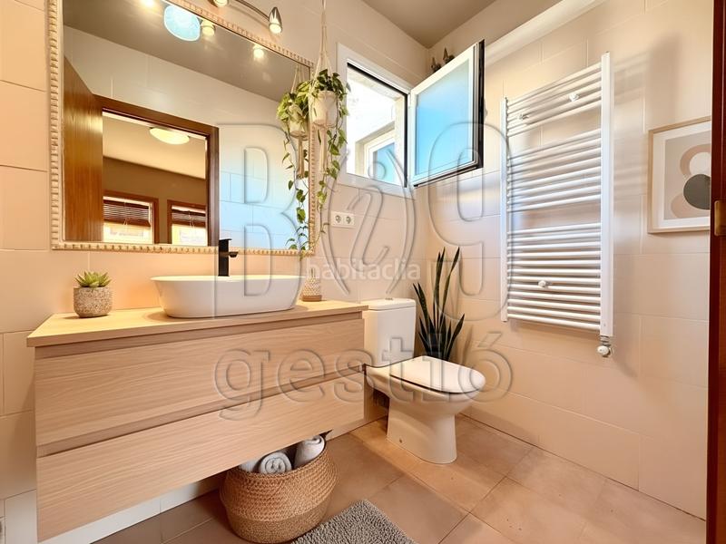 Foto b351afdb-e98f-4c9e-8442-9eac8480004d. Dúplex amb calefacció a Altafulla