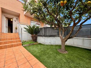 Maison jumelée  Llibertat. Casa adosada en avenida llibertat de la selva del camp
