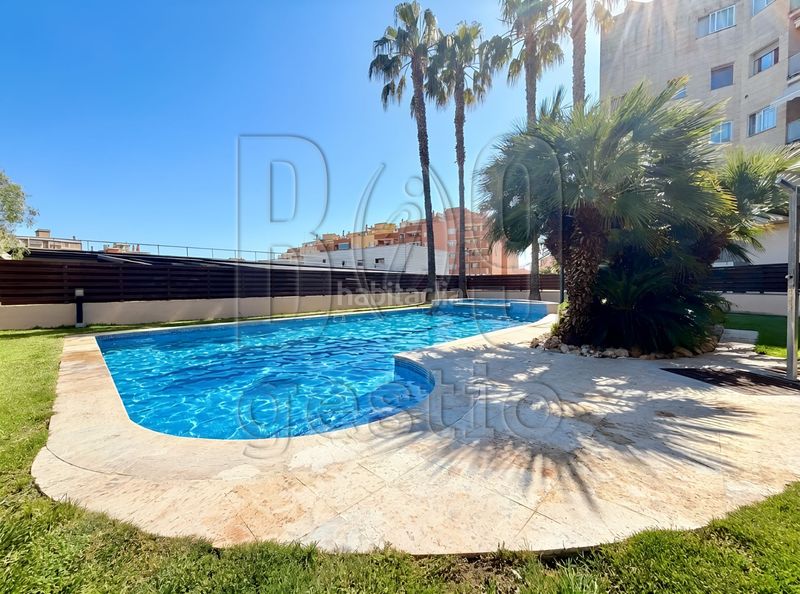 Foto 48e7caad-09da-4307-b385-5ce609fce468. Pis amb calefacció piscina a Valls