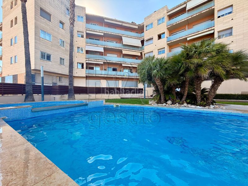 Foto ed6b7d48-35f5-4cb6-b49b-2f5ca1d52300. Pis amb calefacció piscina a Valls