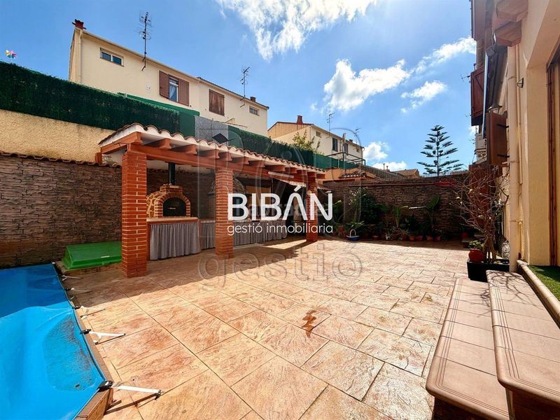 Foto a315044d-6de5-48db-b525-0c643e5fb0e1. Casa amb calefacció aparcament piscina a Pallaresos (Els)