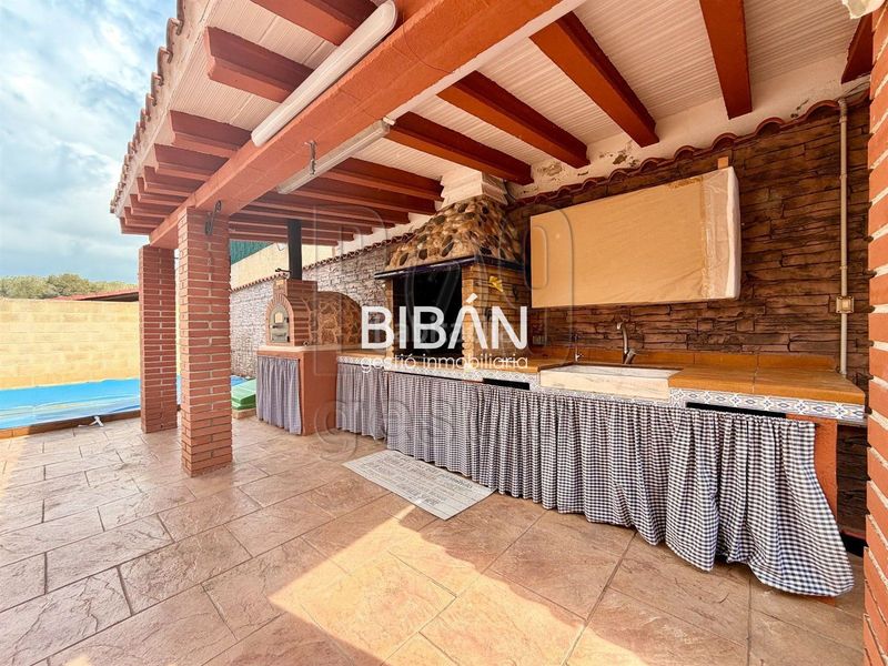 Foto b2a41526-5444-4fbd-81ba-3faf347c0a12. Casa amb calefacció aparcament piscina a Pallaresos (Els)