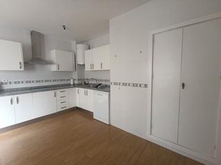 Location Appartement  Calle cuarteles 19. Magnifico y amplio piso en calle cuarteles