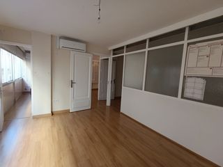 Bureau à Calle Martínez Campos