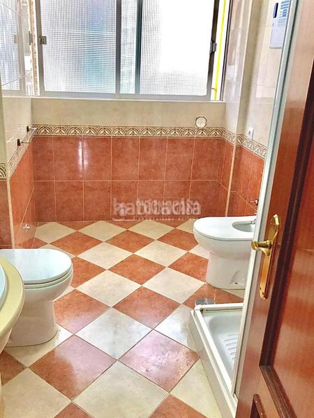 Foto 3a8c275d-2b50-4d14-9c60-b66faee2a9ec. Appartamento in El Plantinar - Avda. La Paz - El Juncal Sevilla