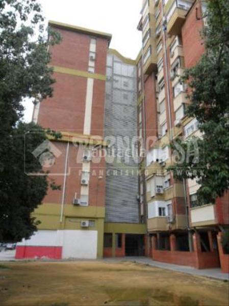 Foto f569f600-c76b-404a-92b1-dcd4484941c7. Appartamento in El Plantinar - Avda. La Paz - El Juncal Sevilla