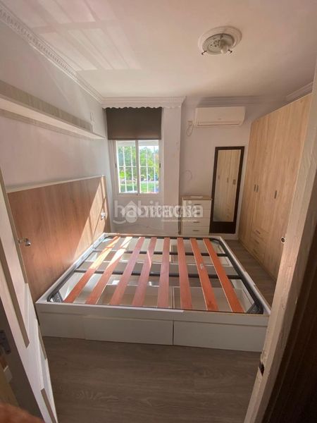 Foto 7bbf2d54-d1ec-4001-80c8-f18315fbd7d9. Flat with heating in Pedro Salvador - Las Palmeritas Sevilla
