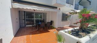 Rent Apartment in Calle mozart 3. Bajo en alquiler en urbanización jardines del infante, costa bal