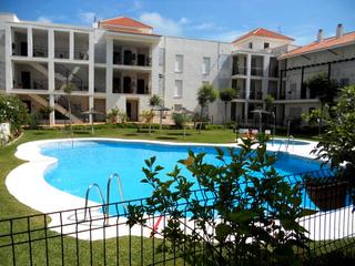Location Rez-de-chaussée à Calle pargo 6. Bajo en alquiler en costa ballena, rota. lago alca. código de tu