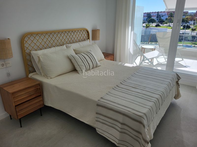 Foto 0f27c7b8-f46d-4325-9d4a-5132304476d7. Lloguer pis a calle bach 3 a Las Tres Piedras - Costa Ballena Chipiona