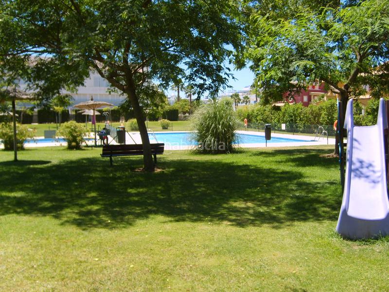 Foto ede25cb5-86a7-4ca9-8ebb-419509f34841. Dúplex en avenida juan carlos i 8 en Costa Ballena - Largo norte Rota