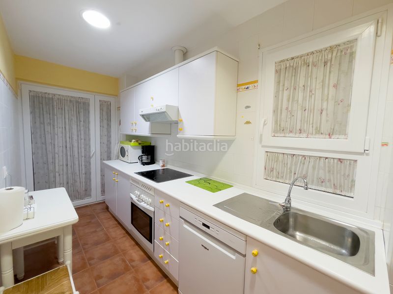 Foto 5a446aaf-5dc1-488a-b92a-f5246fbb99e2. Casa aparellada a avenida de la urta 2 a Costa Ballena - Largo norte Rota