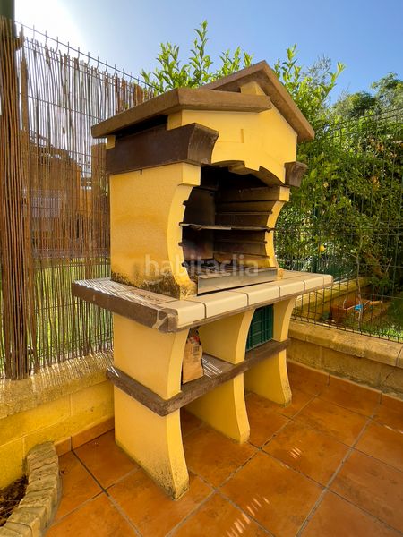 Foto a1181a26-78ff-46bf-bb0d-e6edee12e570. Casa aparellada a avenida de la urta 2 a Costa Ballena - Largo norte Rota